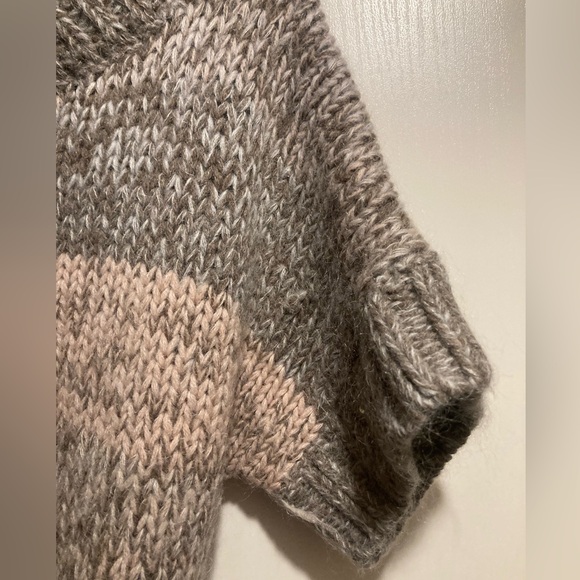 Moda International Lambs wool belted sweater - Picture 3 of 7